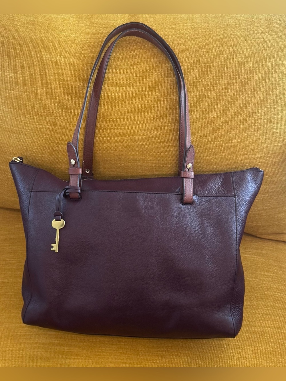 Fossil Rachel Tote Bag in Deep Burgundy